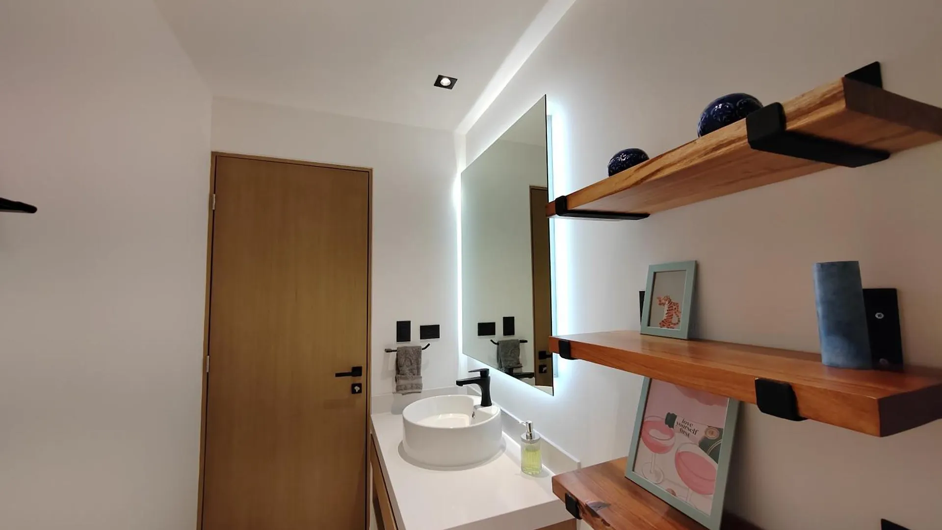 Apartment 2Br Steps Away From 5Ta, Pool, Lundry & Gym By Yeah Playa del Carmen