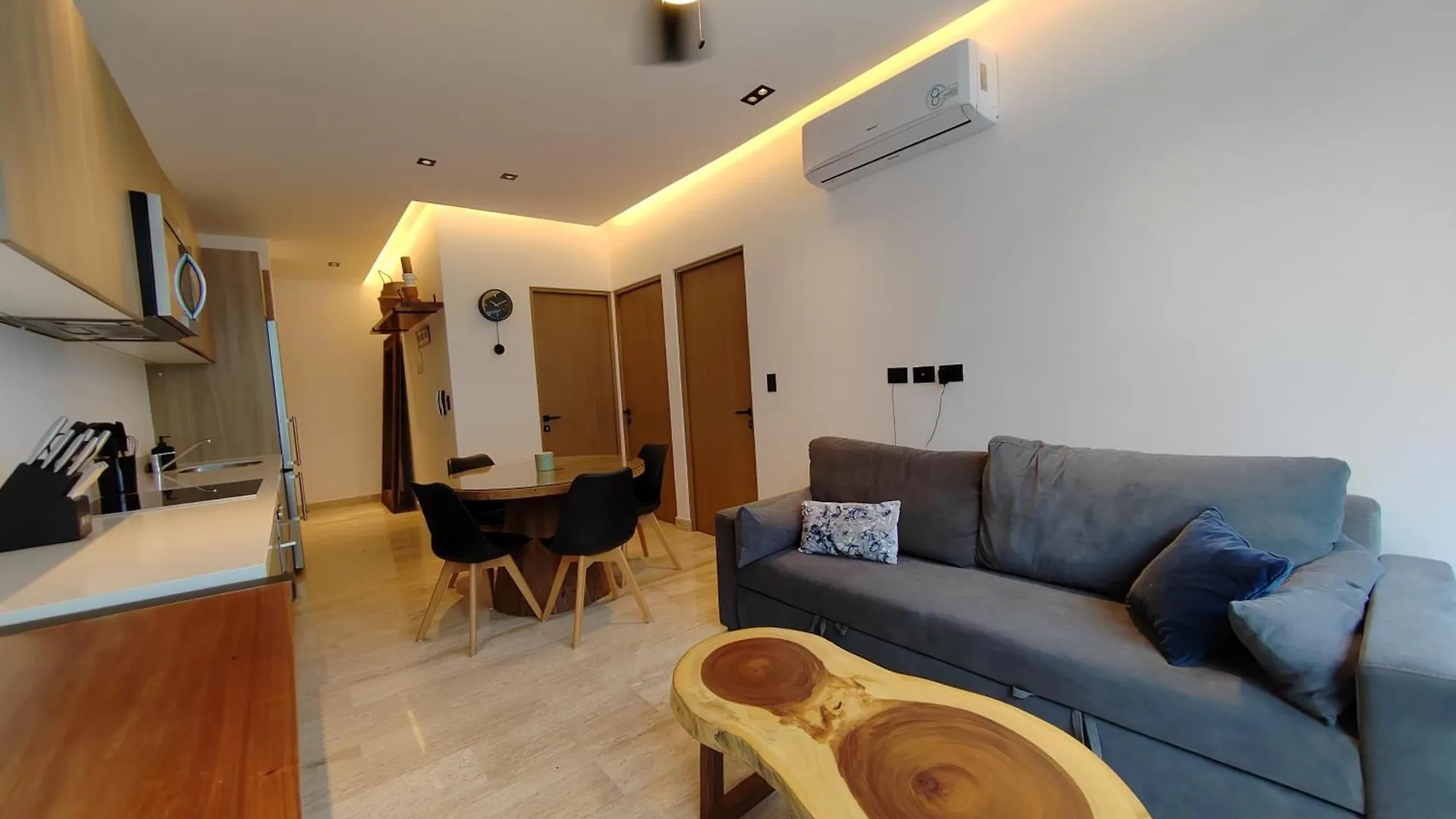 Apartment 2Br Steps Away From 5Ta, Pool, Lundry & Gym By Yeah Playa del Carmen