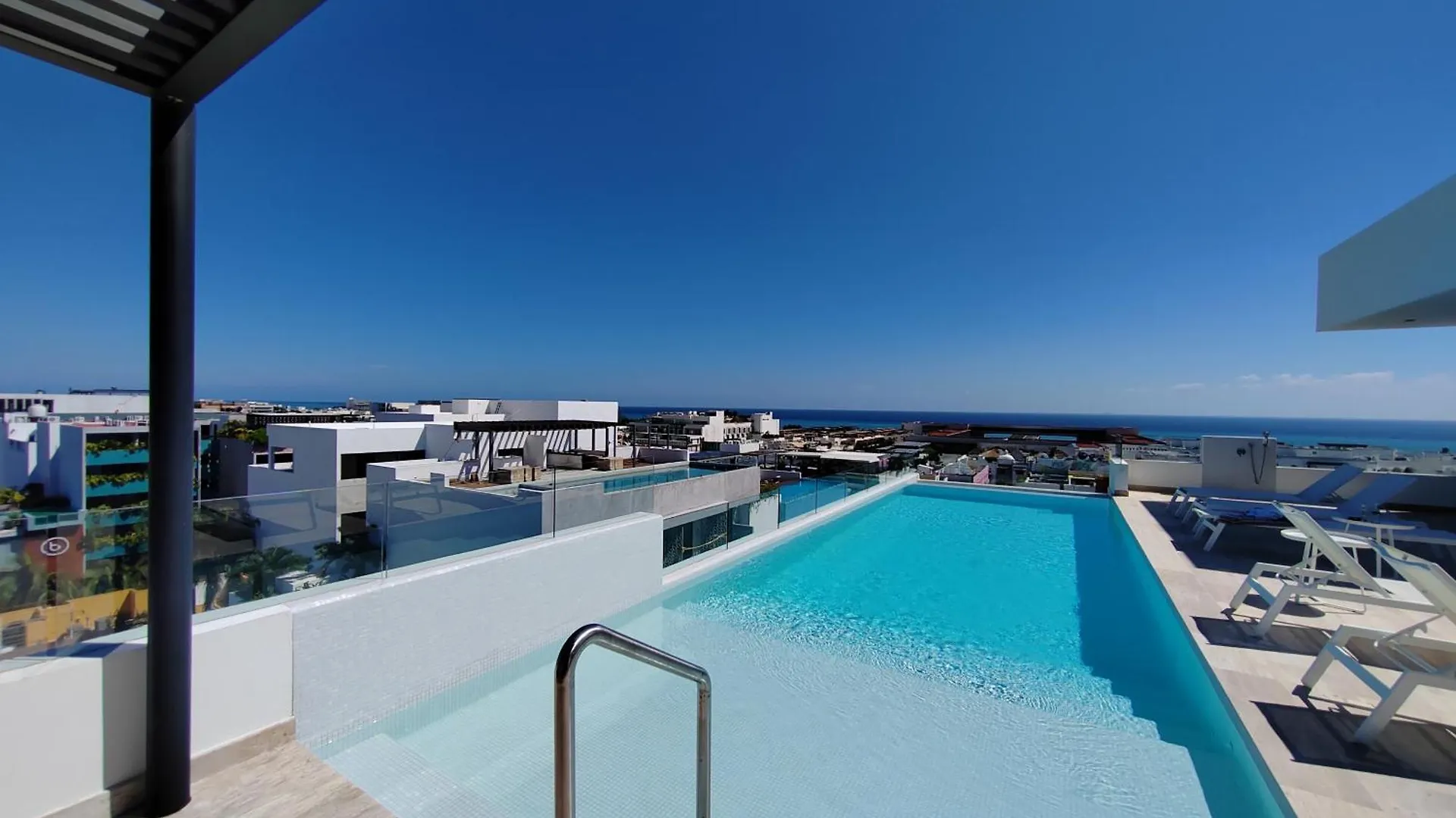 Apartment 2Br Steps Away From 5Ta, Pool, Lundry & Gym By Yeah Playa del Carmen